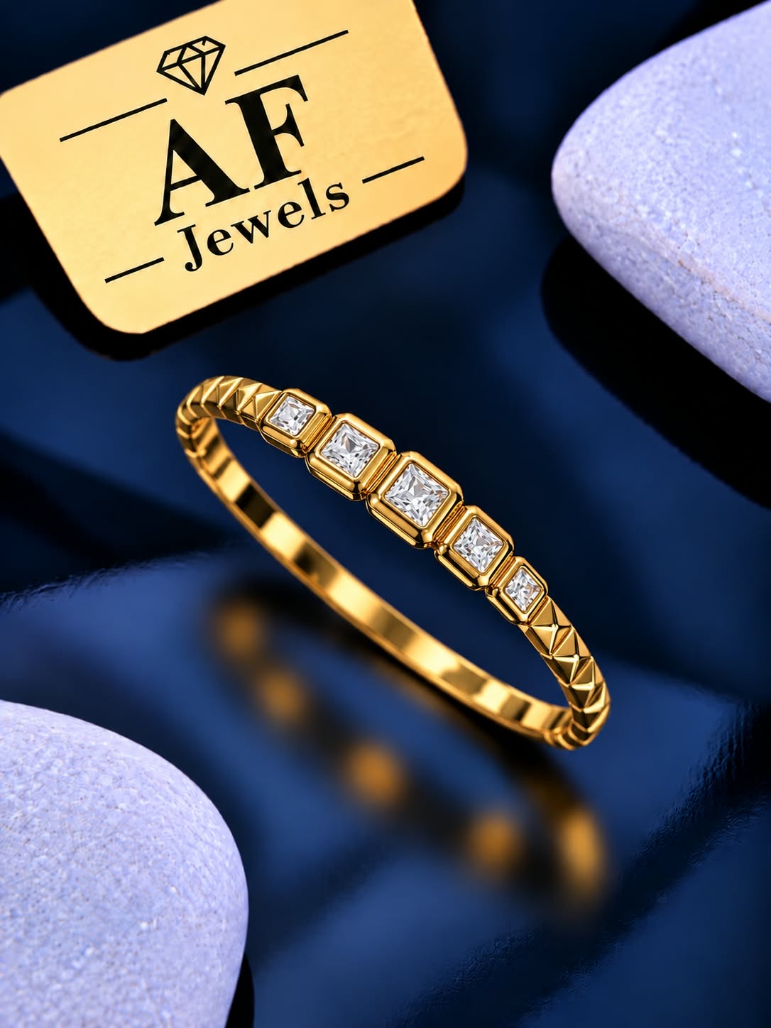 Anty Tarnish Breclet size 2-6