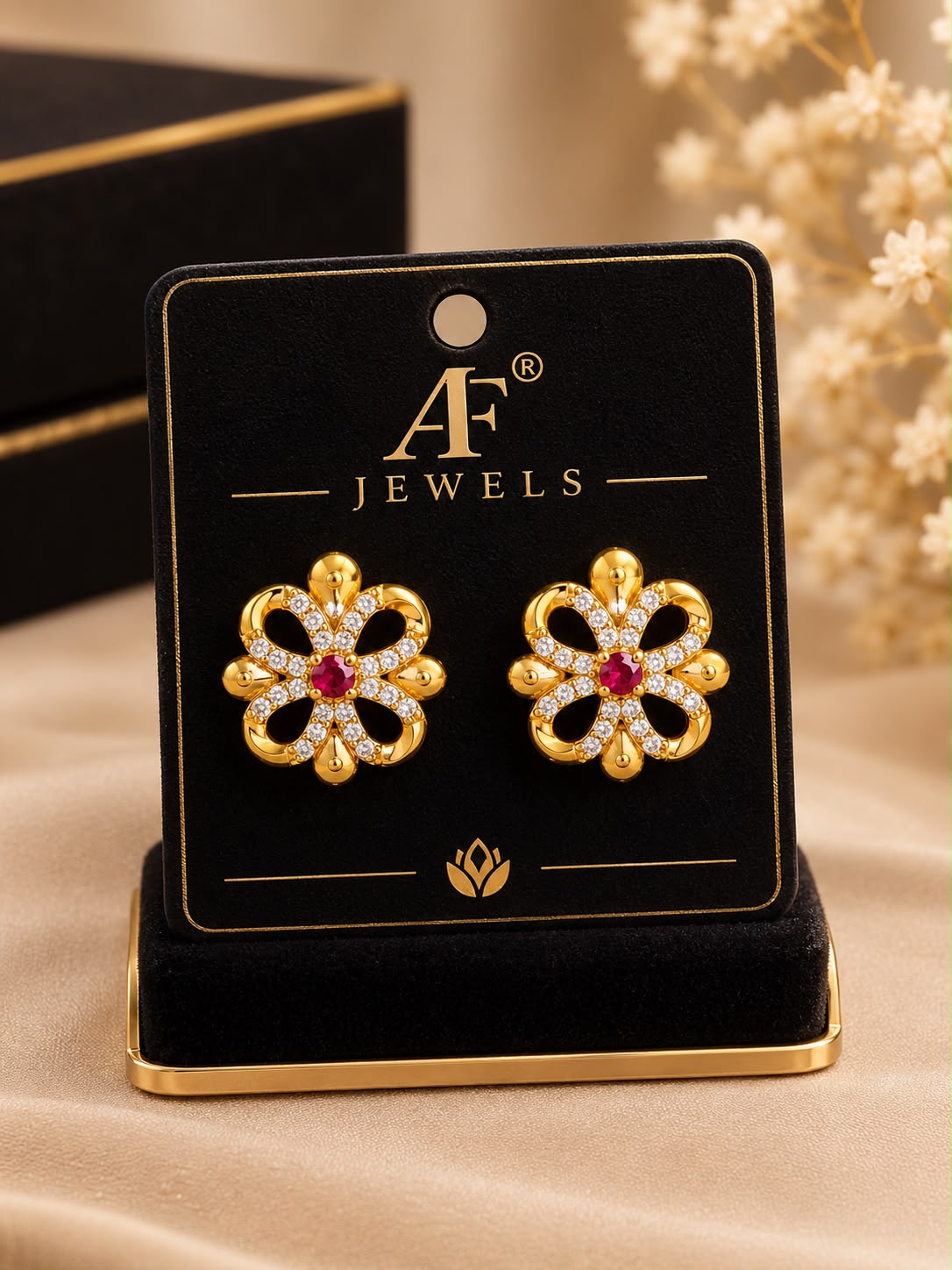 Micro Gold Earrings 06